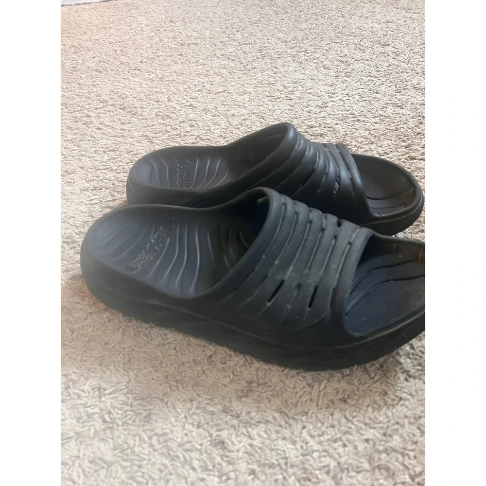 Hoka One One hoka one
